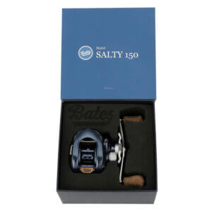 Alternative view of Carretilha Bates Salty 150 LH - Manivela Esquerda